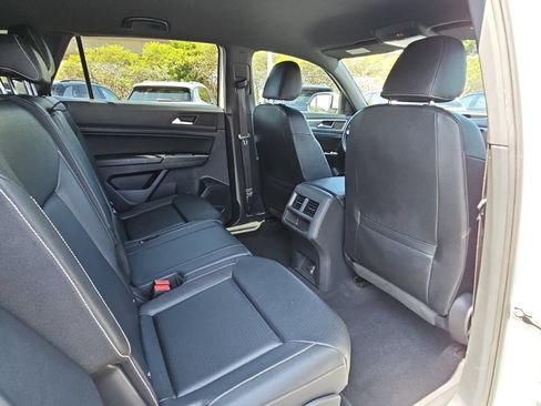 Used 2020 Volkswagen Atlas Cross Sport SE AWD/4WD image 11