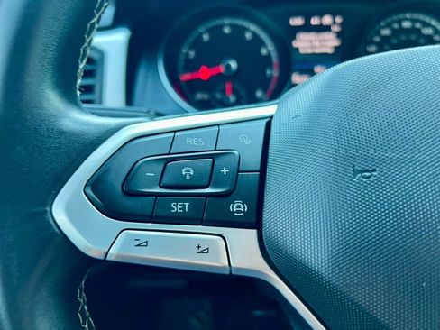 Used 2021 Volkswagen Atlas SE w/ Panoramic Sunroof Package FWD image 18
