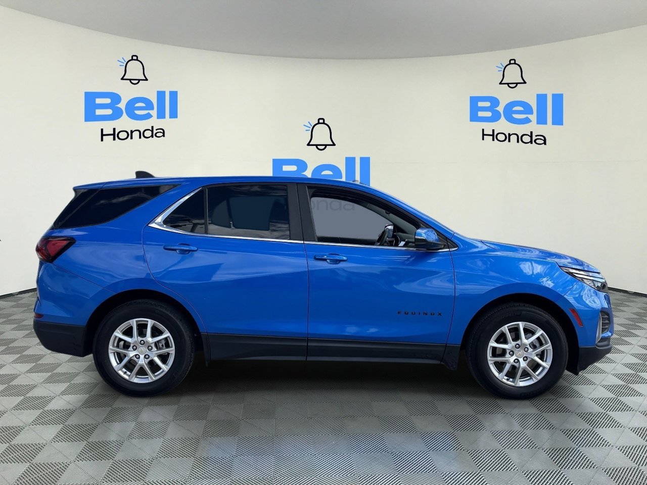 Used 2024 Chevrolet Equinox LT FWD image 5