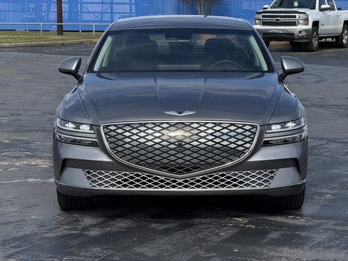 Used 2023 Genesis G80 image 8