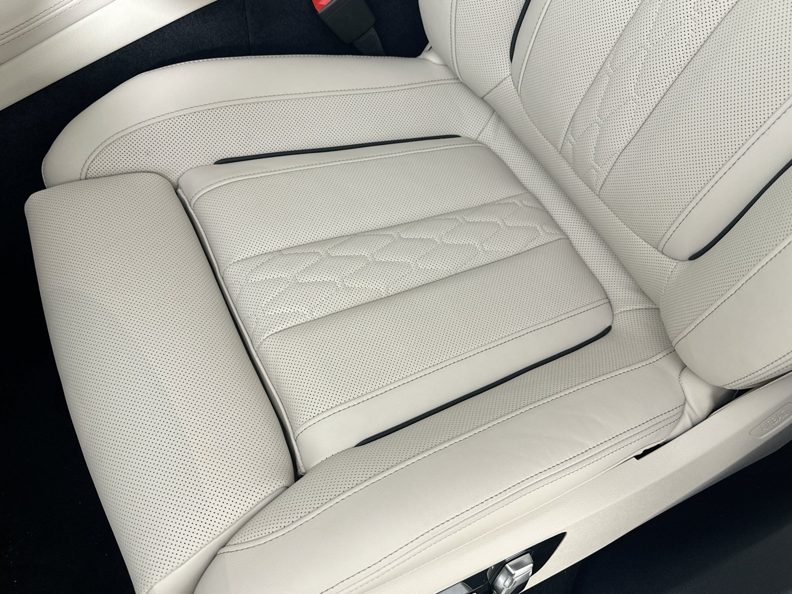 New 2027 BMW X6 xDrive40i AWD/4WD image 39