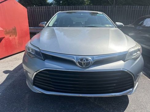 Used 2016 Toyota Avalon Touring FWD image 2
