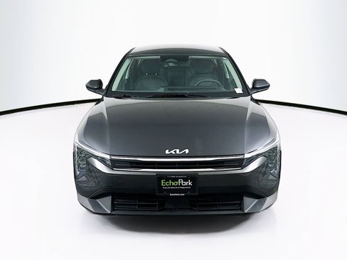 Used 2025 Kia K4 FWD image 2