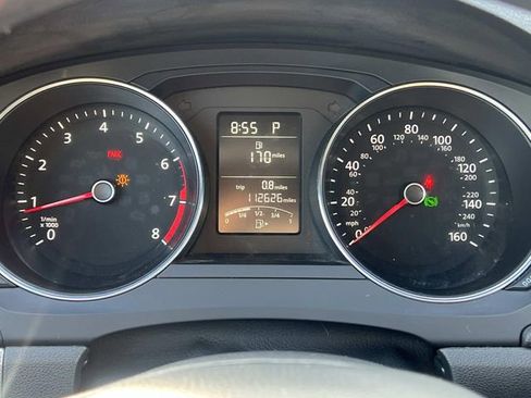 Used 2017 Volkswagen Jetta S image 17