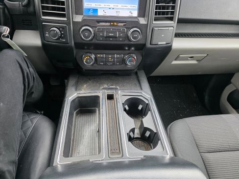 Used 2019 Ford F150 XL w/ Equipment Group 101A Mid image 11