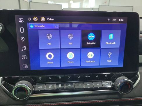 Used 2023 Chevrolet Colorado Z71 w/ Z71 Convenience Package 2 image 50