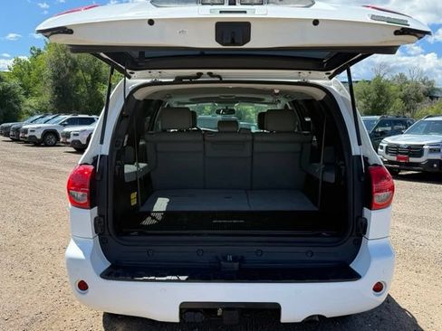 Used 2017 Toyota Sequoia Limited w/ Safety & Convenience Package AWD/4WD image 17