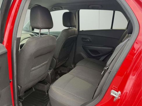 Used 2020 Chevrolet Trax LS w/ Tint and Cruise Package image 13