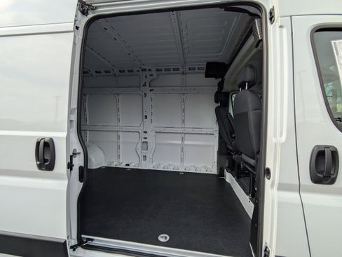New 2026 RAM ProMaster 2500 w/ Storage Group image 15