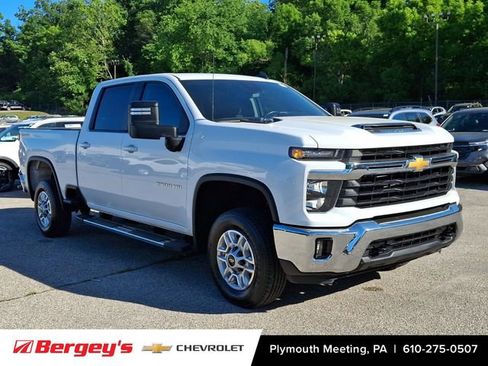 Certified 2025 Chevrolet Silverado 2500 LT w/ Convenience Package AWD/4WD image 2