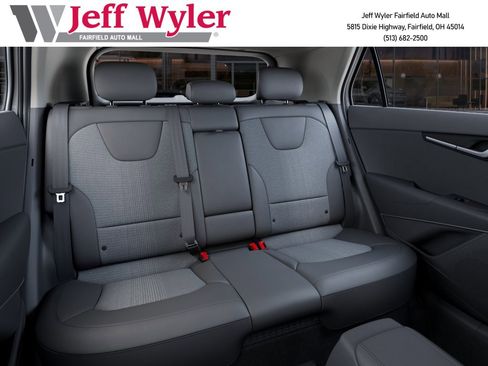 New 2026 Kia Niro EX FWD image 17