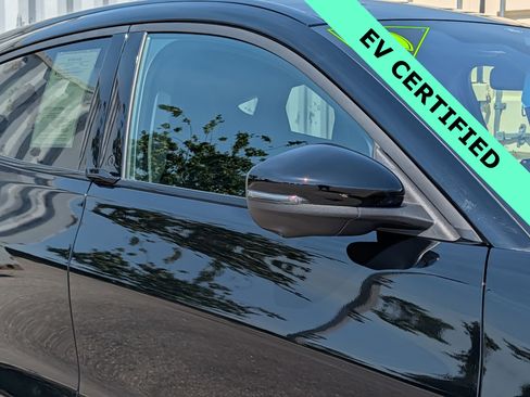 Certified 2025 Ford Mustang Mach-E GT image 10