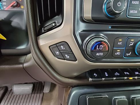 Used 2018 GMC Sierra 1500 Denali w/ Denali Ultimate Package image 21