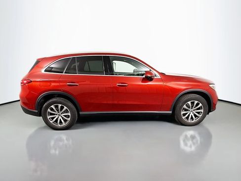 Used 2023 Mercedes-Benz GLC 300 4MATIC image 8