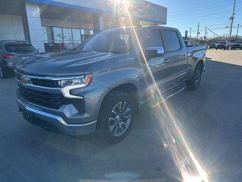 Used 2024 Chevrolet Silverado 1500 LT image 28