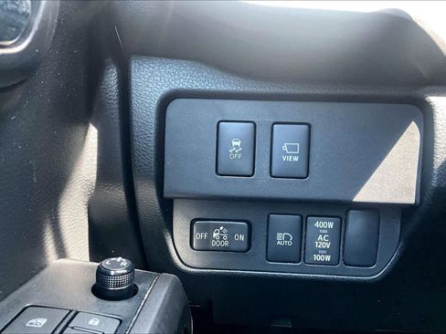 Used 2023 Toyota Tacoma TRD Sport w/ TRD Premium Sport Package AWD/4WD image 35