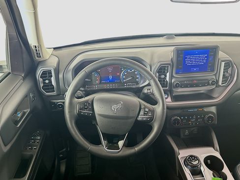 Used 2024 Ford Bronco Sport Outer Banks AWD/4WD image 17