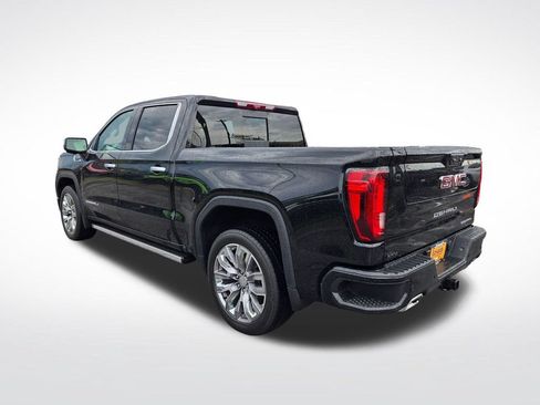 Used 2025 GMC Sierra 1500 Denali w/ Denali Reserve Package AWD/4WD image 8