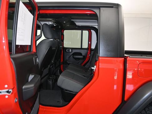 Used 2026 Jeep Gladiator Rubicon AWD/4WD image 22