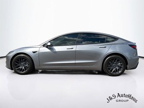 Used 2025 Tesla Model 3 Long Range AWD/4WD image 4