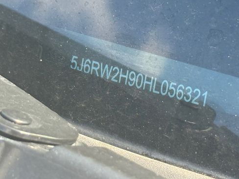 Used 2017 Honda CR-V Touring image 8