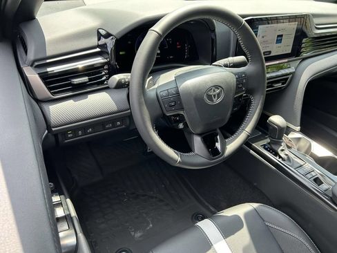 New 2026 Toyota Camry SE FWD image 11