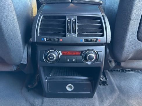 Used 2008 BMW X5 4.8i image 13