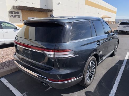 Used 2022 Lincoln Aviator Reserve w/ Elements Package Plus image 7