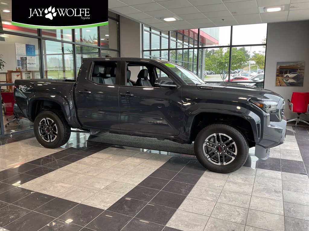 Certified 2025 Toyota Tacoma TRD Sport w/ TRD Sport Premium Package AWD/4WD image 1