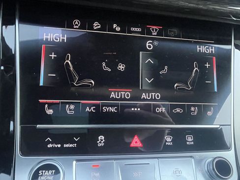 Used 2025 Audi Q8 Prestige w/ Prestige Package image 23