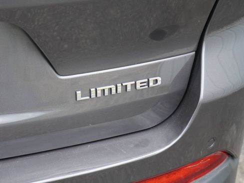 Used 2021 Jeep Grand Cherokee L Limited w/ Trailer Tow Group (B) AWD/4WD image 8