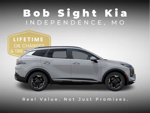 New 2026 Kia Sportage EX FWD image 7