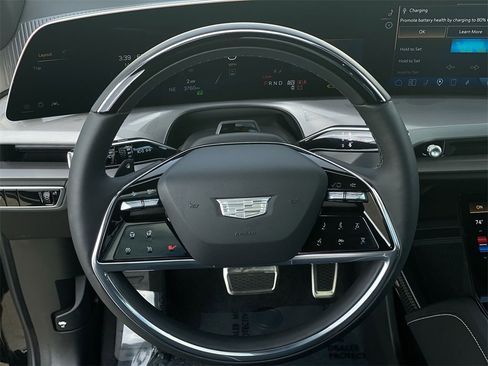 Used 2026 Cadillac Vistiq Luxury image 20