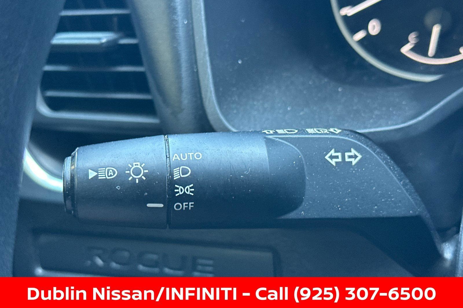 Certified 2024 Nissan Rogue S FWD image 38
