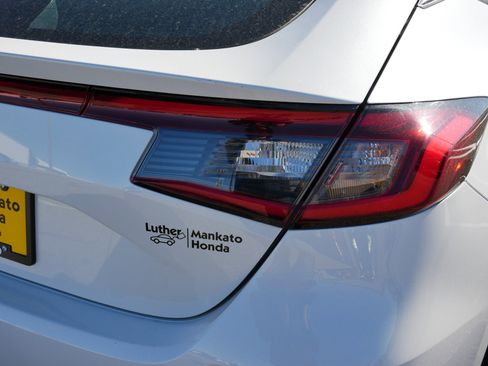 Certified 2022 Honda Civic LX image 17