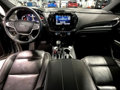Used 2023 Chevrolet Traverse Premier w/ Redline Edition image 22
