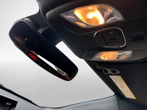 Used 2022 Jeep Compass Limited image 23