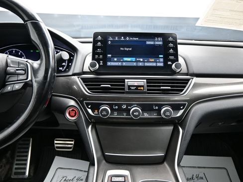 Used 2020 Honda Accord Sport image 17
