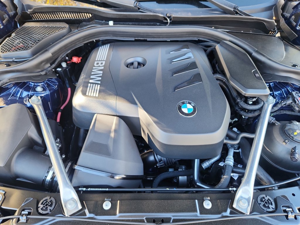 Certified 2026 BMW 530i xDrive w/ Premium Package AWD/4WD image 34