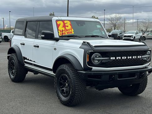 Used 2023 Ford Bronco Wildtrak AWD/4WD image 3