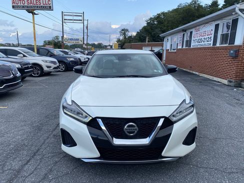 Used 2020 Nissan Maxima 3.5 SV w/ Floor Mat Group FWD image 2