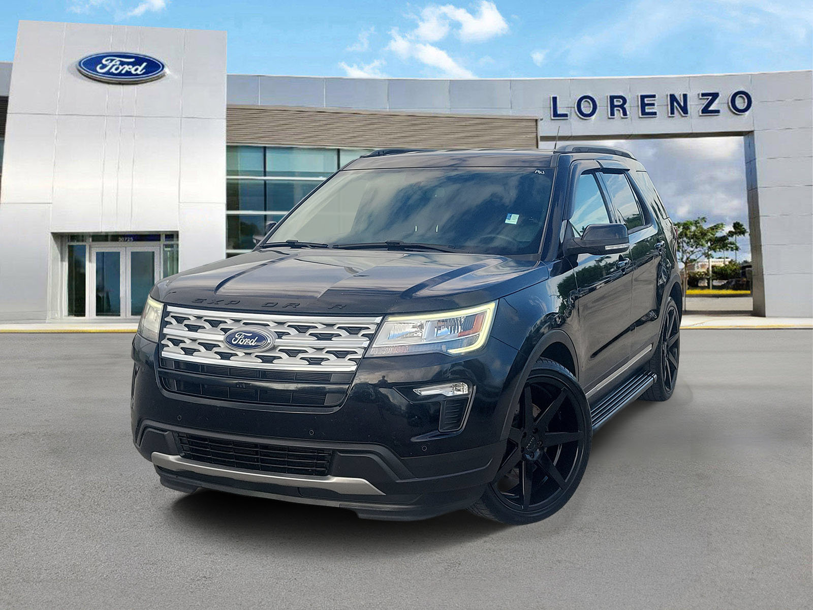 Used 2018 Ford Explorer XLT w/ Equipment Group 202A FWD 360° Tour