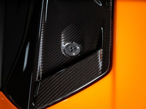 Used 2026 Lamborghini Temerario AWD/4WD image 49
