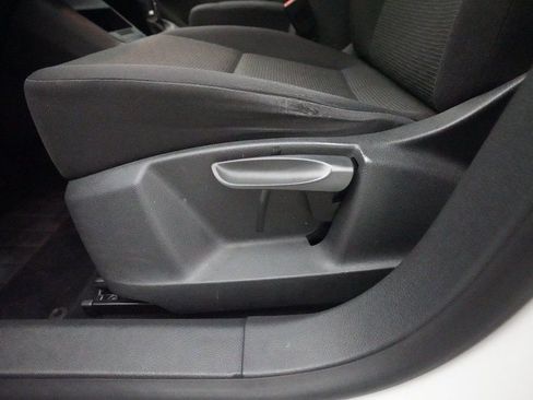 Used 2013 Volkswagen Tiguan SEL image 27