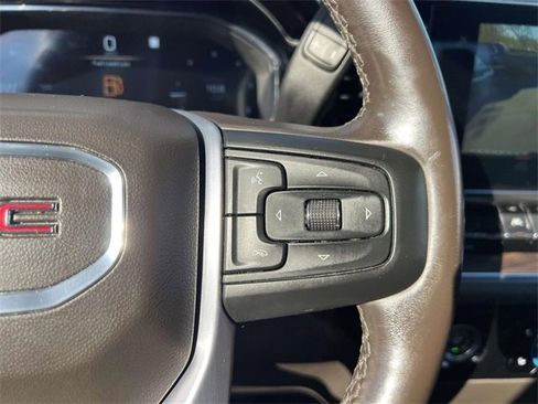 Used 2022 GMC Sierra 1500 SLT image 29