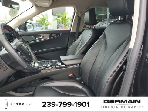 Certified 2023 Lincoln Nautilus AWD w/ Premium Package image 19