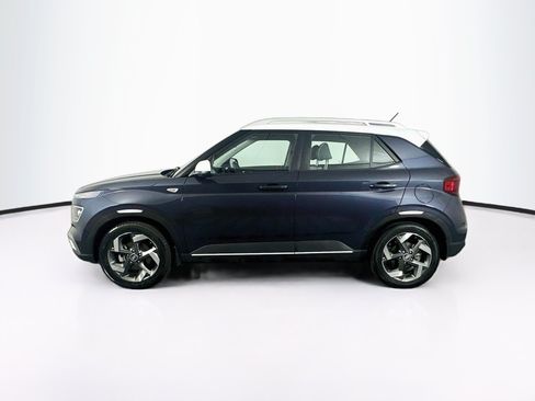 Used 2023 Hyundai Venue Limited FWD image 4