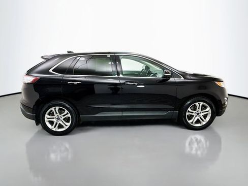 Used 2018 Ford Edge Titanium image 8