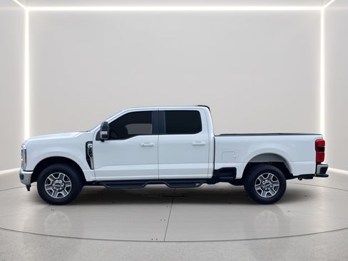 Used 2026 Ford F350 Lariat RWD image 2