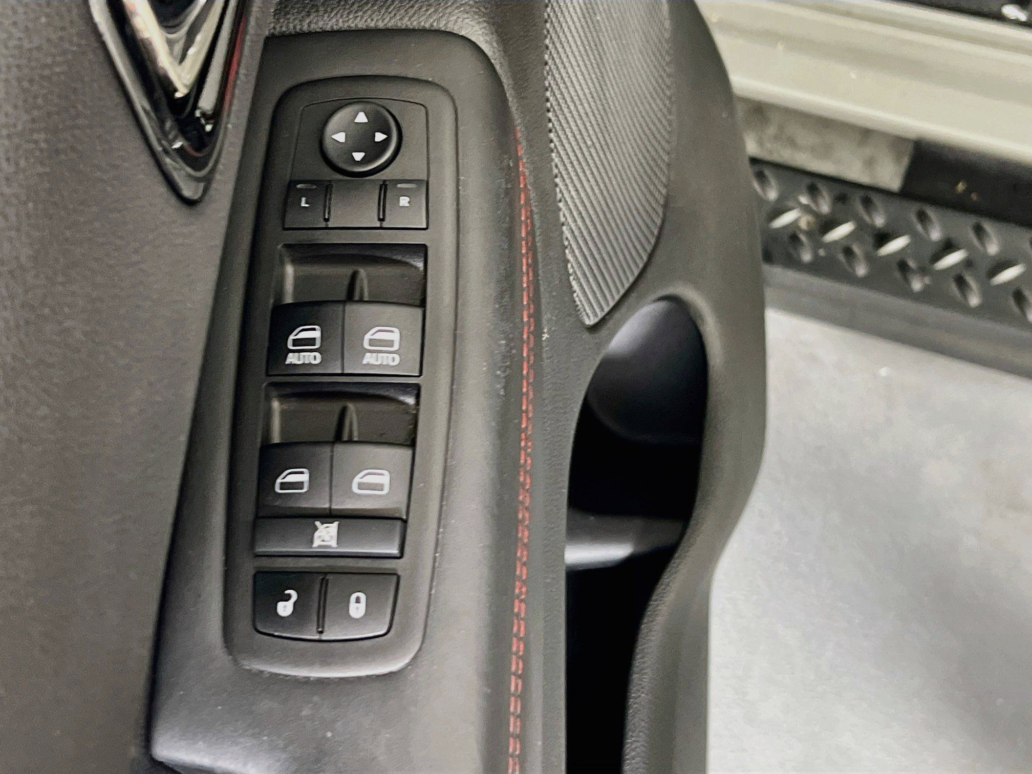 Used 2024 Dodge Durango GT AWD/4WD image 18